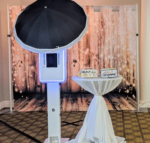 AI Photo Booth Milwaukee WI vs Traditional Booths